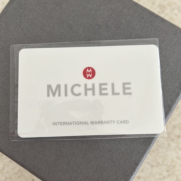 Silver Deco diamond bezel pearl face - Picture 5 of 12